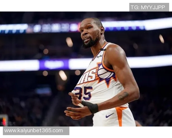 杜兰特谈末节逆转信心提升期待球队能够顺利结束比赛 杜兰特谈末节逆转信心提升期待球队能够顺利结束比赛