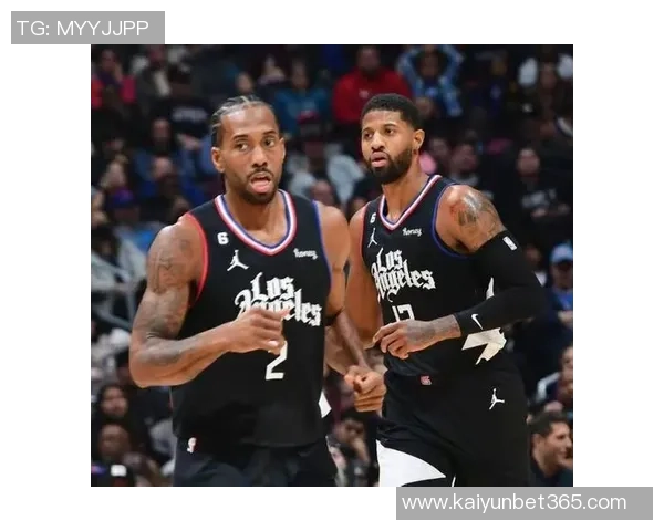 小莫里斯警告队友不传球给莱昂纳德将面临被清洗的风险 小莫里斯警告队友不传球给莱昂纳德将面临被清洗的风险